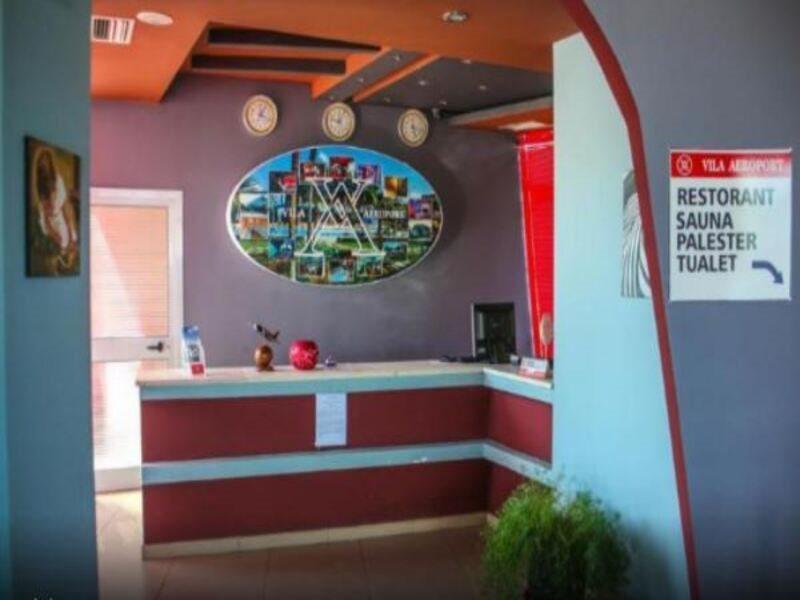 Hotel Vila Aeroport Rinas Dış mekan fotoğraf