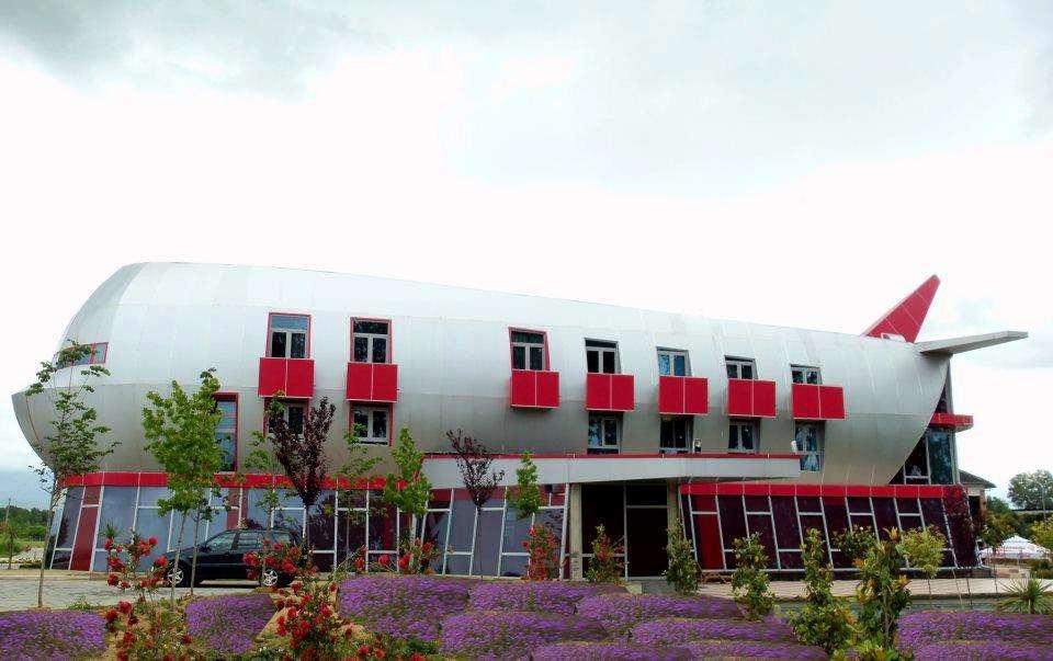 Hotel Vila Aeroport Rinas Dış mekan fotoğraf